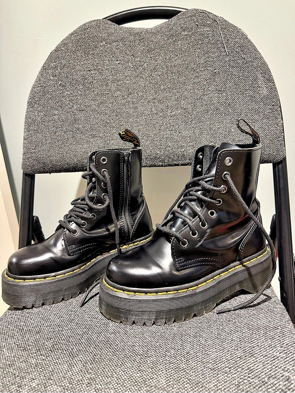 Dr. Martens Jadon Smooth Leather Platform Boots in Black